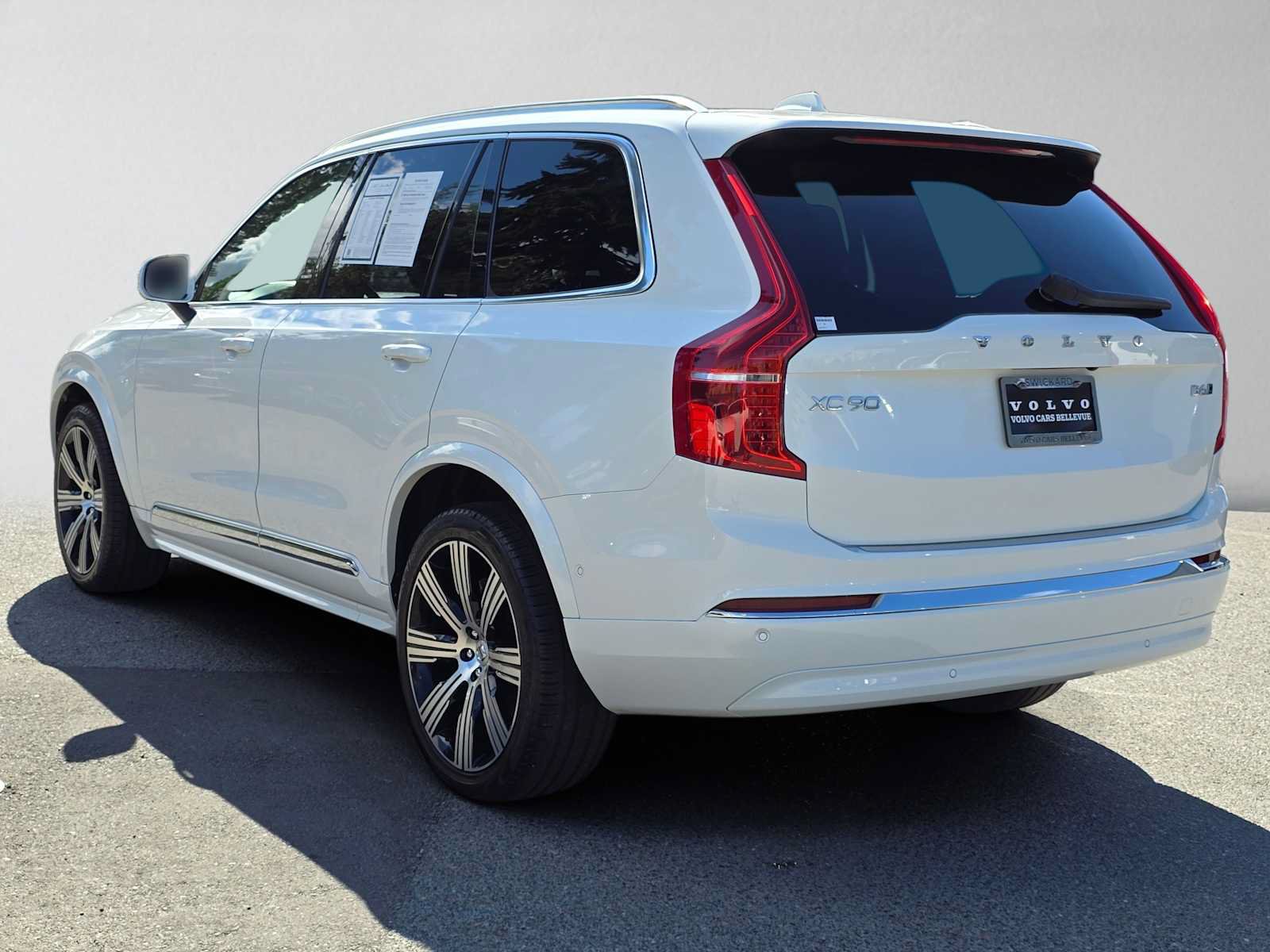 Used 2023 Volvo XC90 B6 Ultimate w/ Protection Package Premier AWD/4WD image 6