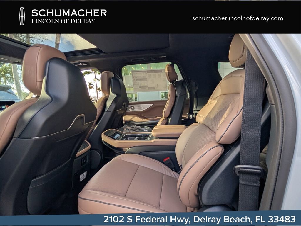 New 2026 Lincoln Navigator L Black Label AWD/4WD image 13