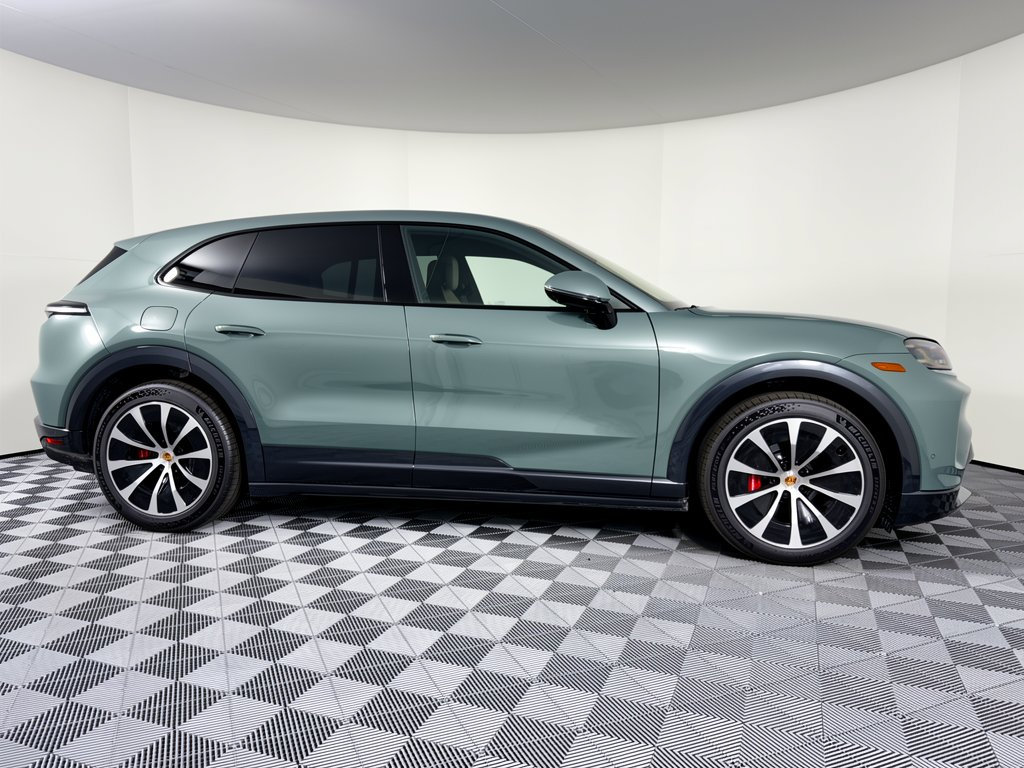 New 2026 Porsche Cayenne S AWD/4WD image 8