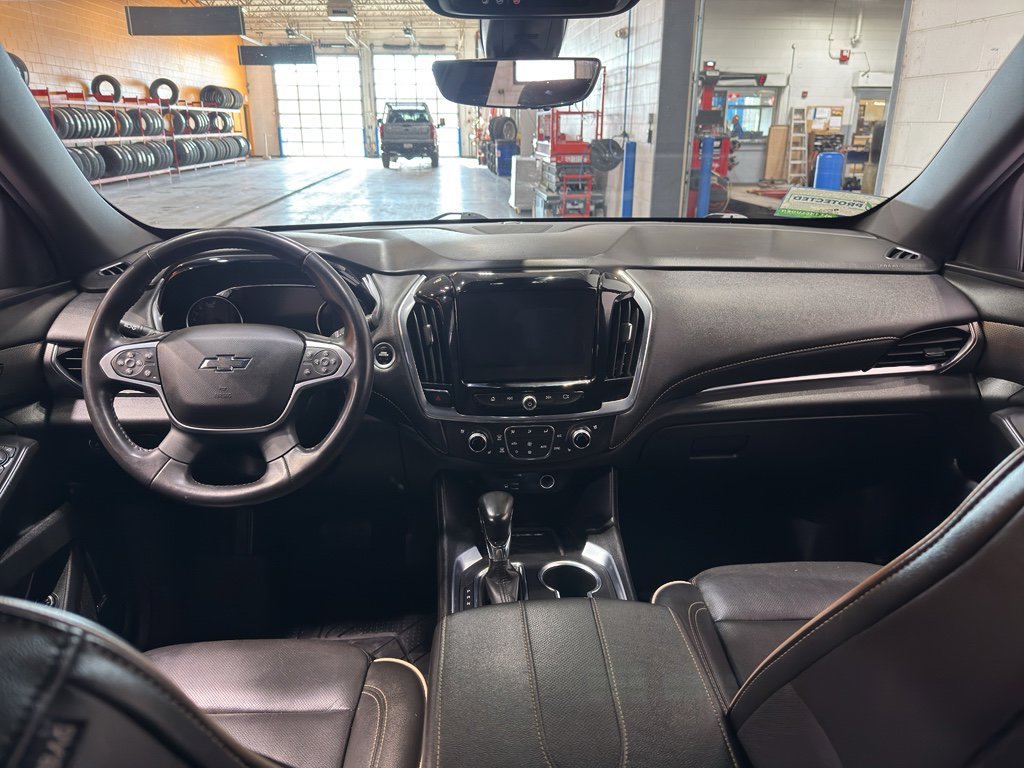 Used 2022 Chevrolet Traverse Premier w/ Redline Edition image 13