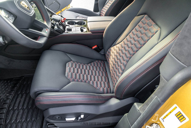 Used 2024 Lamborghini Urus S AWD/4WD image 28