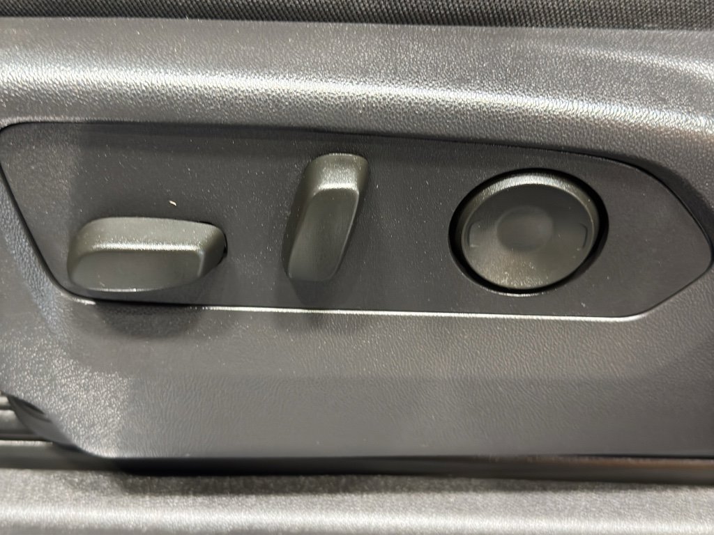 Used 2025 GMC Sierra 1500 Elevation w/ Preferred Package image 20