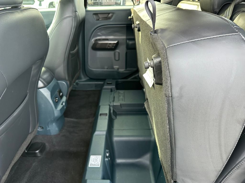 Used 2023 Ford Maverick Lariat w/ Lariat Luxury Package image 49