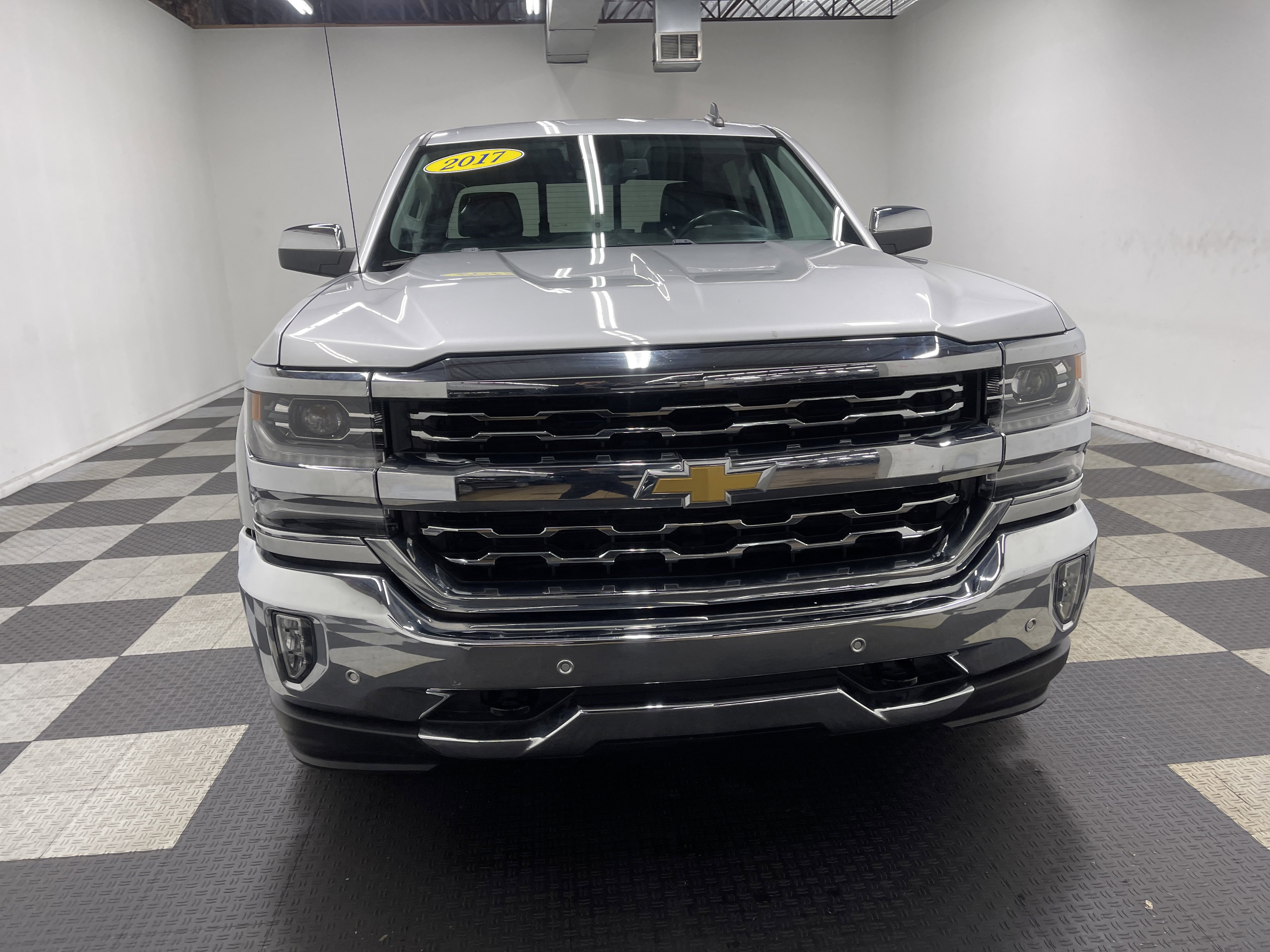 Used 2017 Chevrolet Silverado 1500 LTZ w/ Sport Package image 7