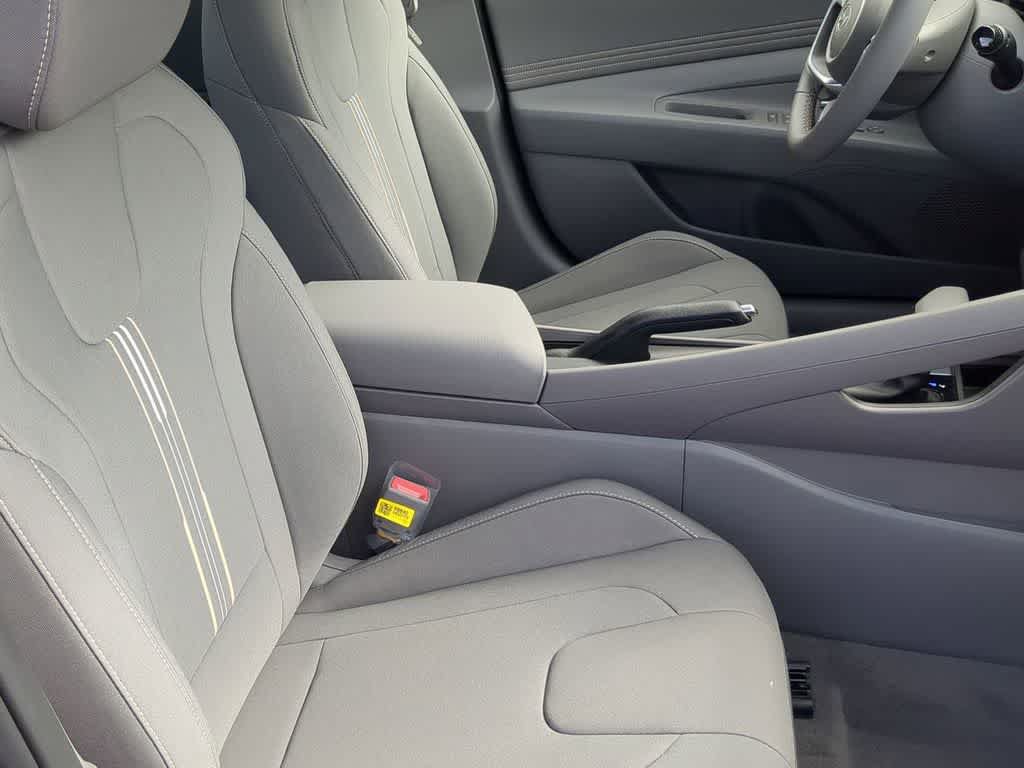 New 2026 Hyundai Elantra Sport FWD image 22