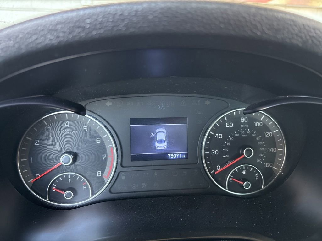 Used 2020 Kia Optima LX FWD image 12