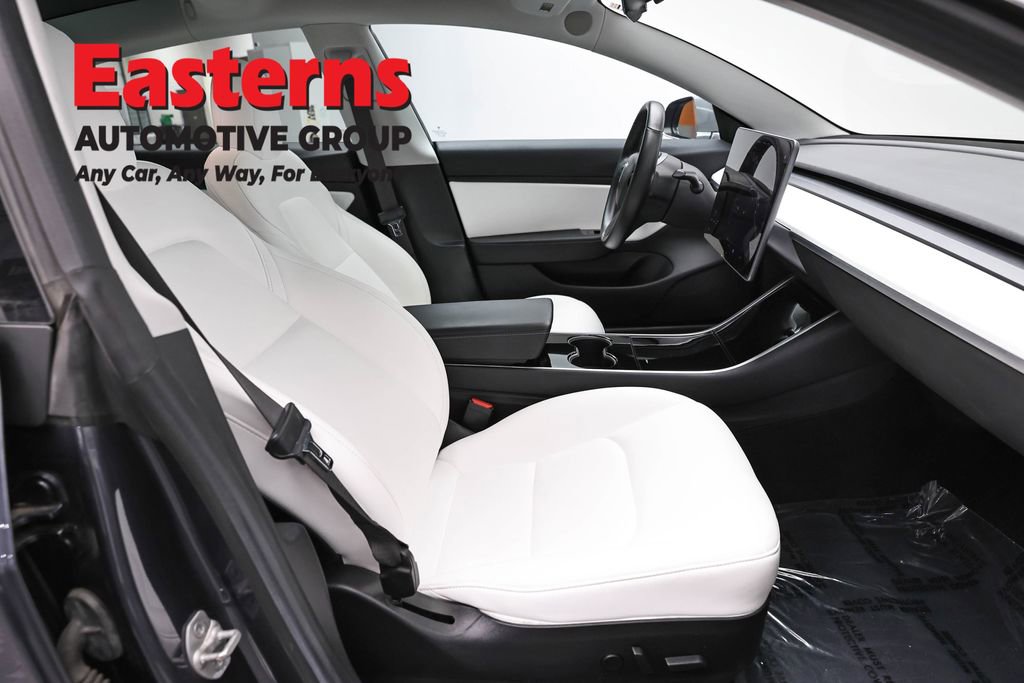 Used 2018 Tesla Model 3 Long Range image 18