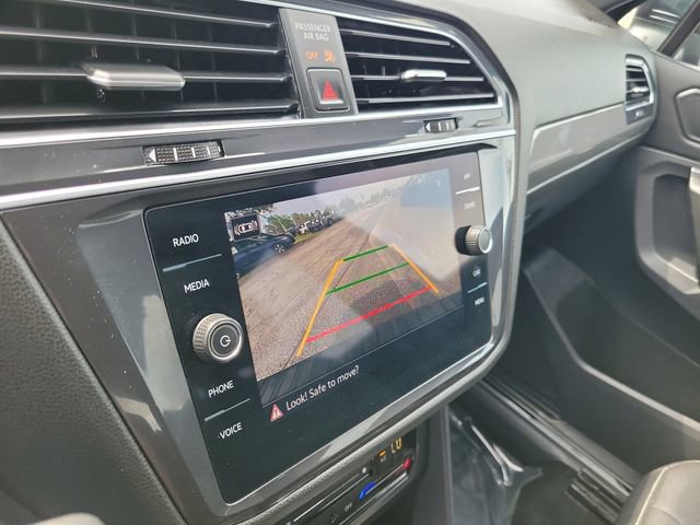 Used 2022 Volkswagen Tiguan SE R-Line AWD/4WD image 21