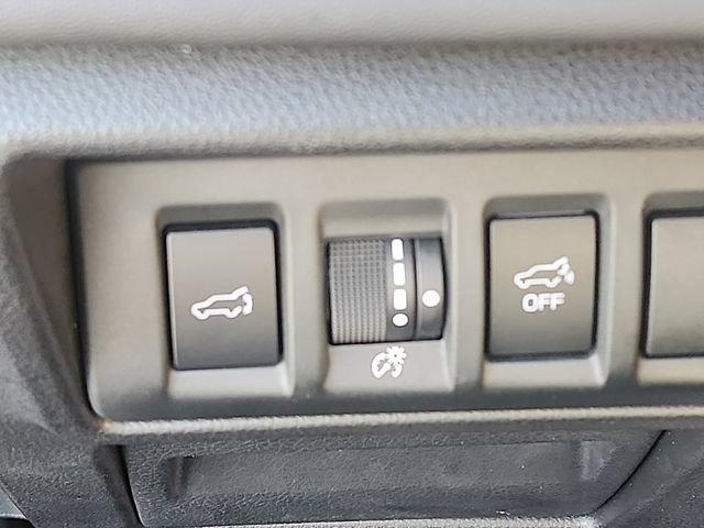 Used 2020 Subaru Outback Limited AWD/4WD image 26
