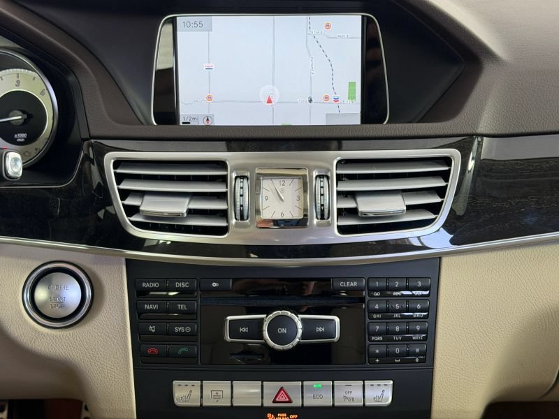 Used 2014 Mercedes-Benz E 250 BlueTEC 4MATIC Sedan image 81