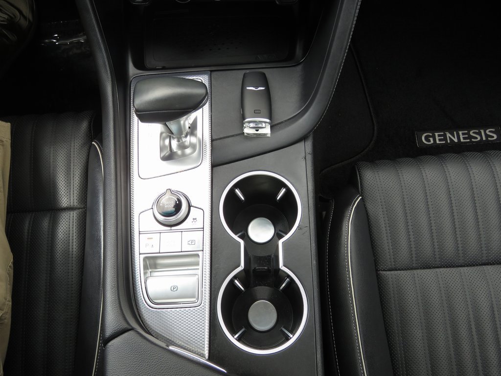 Used 2022 Genesis G70 2.0T w/ Prestige Package image 25