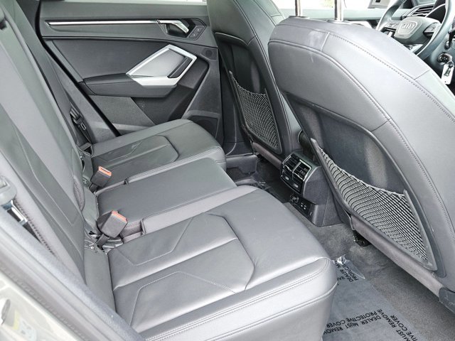 Used 2022 Audi Q3 2.0T Premium image 19