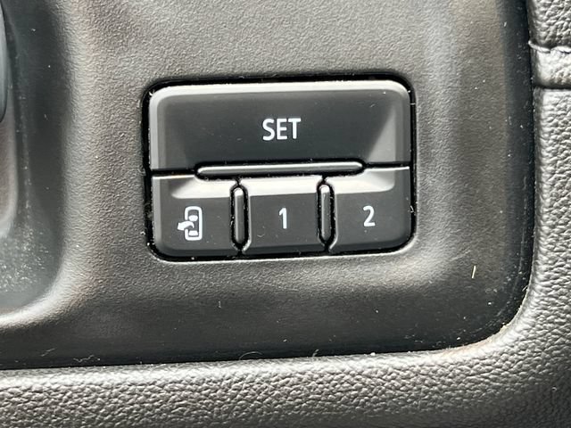 Used 2021 GMC Sierra 2500 Denali w/ Denali Ultimate Package AWD/4WD image 11