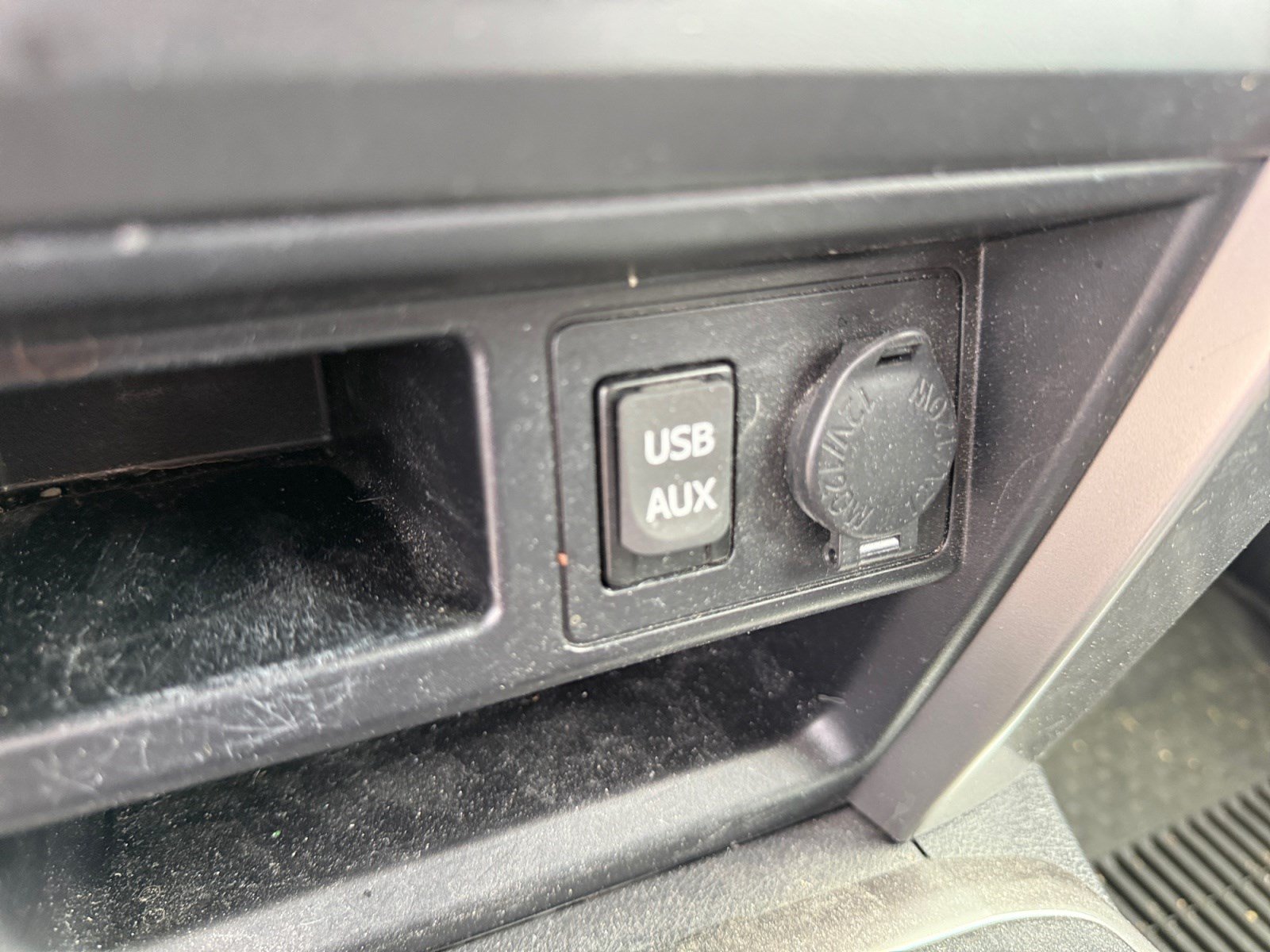 Certified 2019 Toyota 4Runner SR5 AWD/4WD image 29