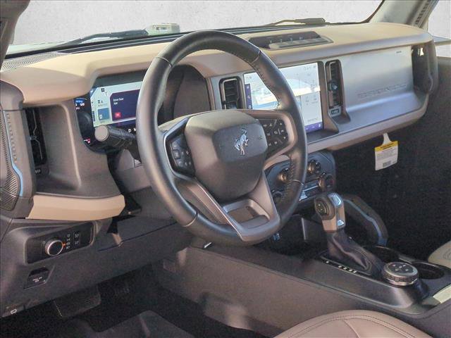Used 2024 Ford Bronco Wildtrak image 10