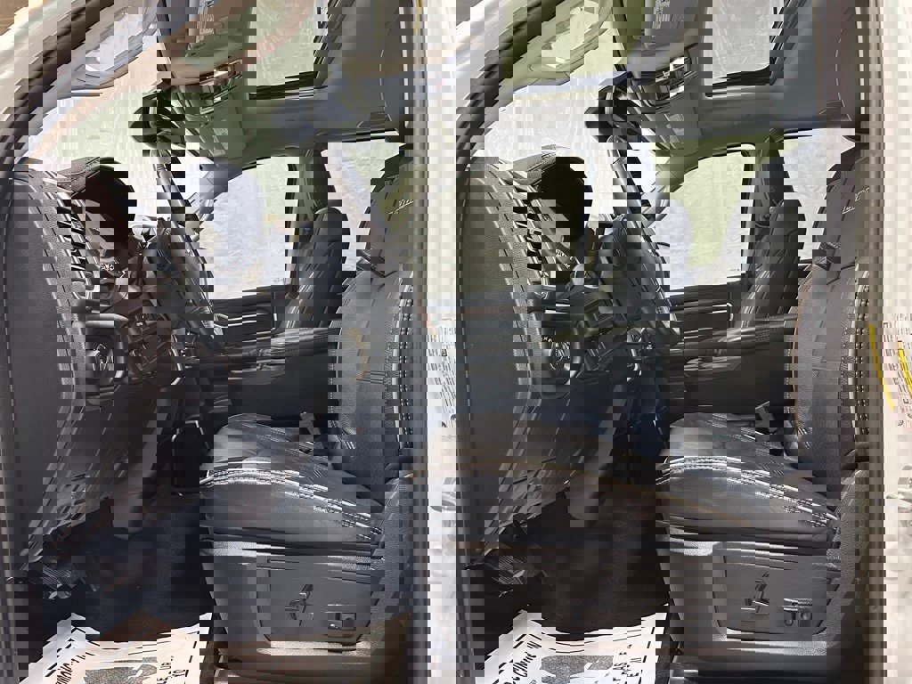 Used 2024 RAM 2500 Laramie image 15