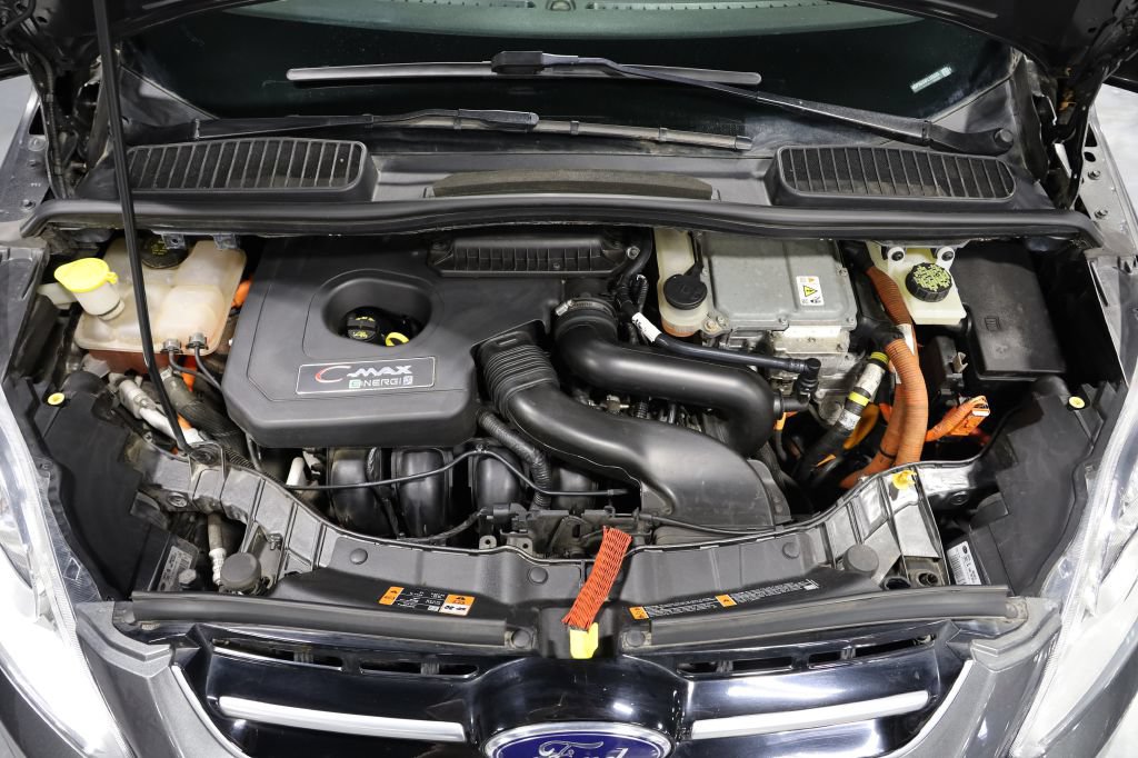 Used 2015 Ford C-MAX Energi SEL w/ Exterior Protection Package FWD image 29