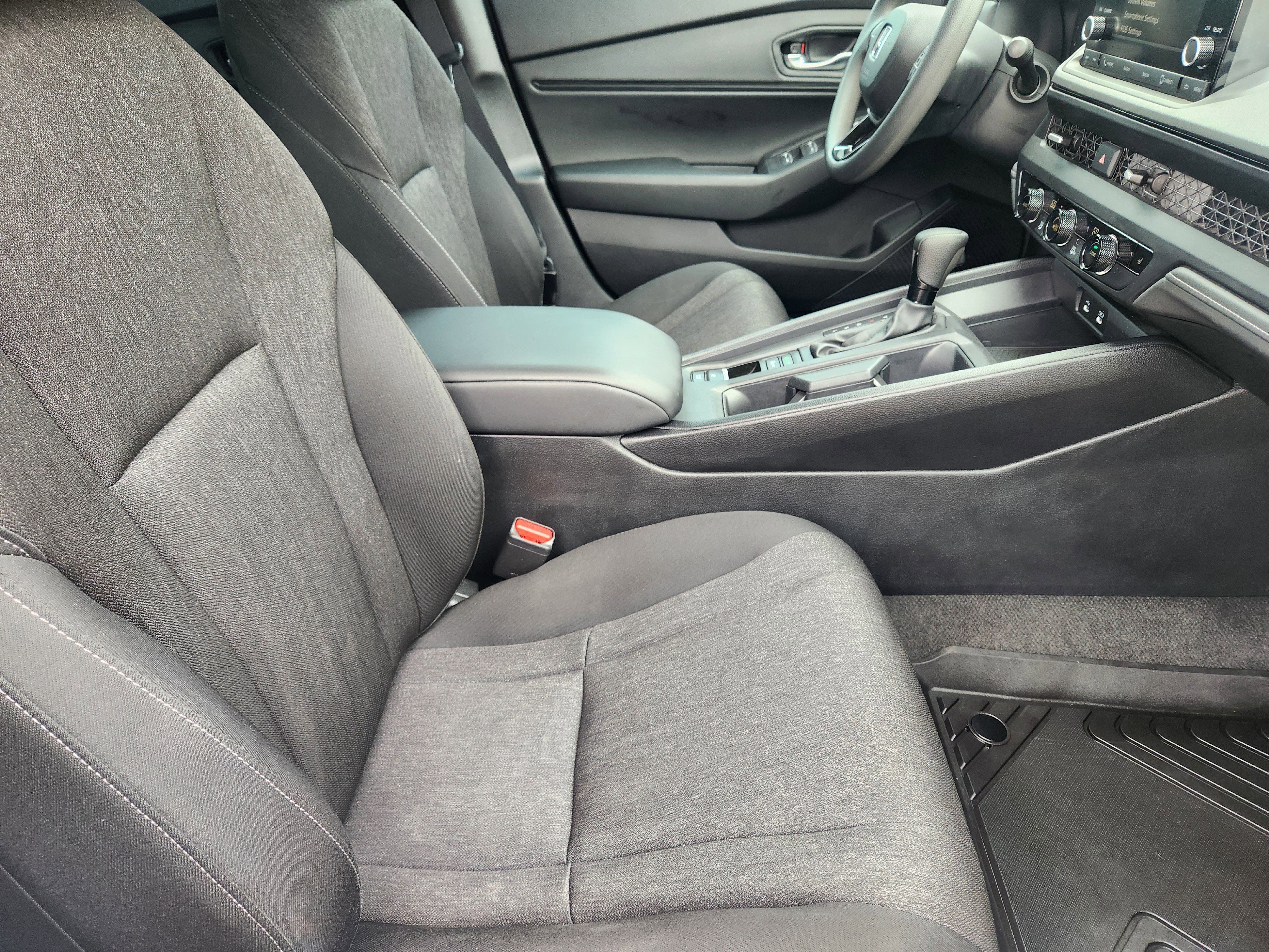 Used 2023 Honda Accord EX image 14