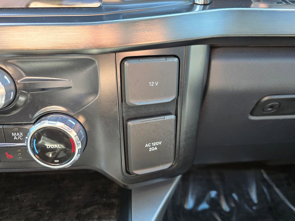 Used 2024 Ford F250 Lariat w/ Lariat Ultimate Package image 26