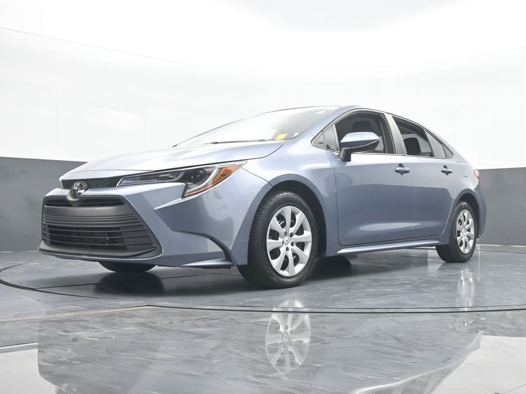 Used 2024 Toyota Corolla LE image 54