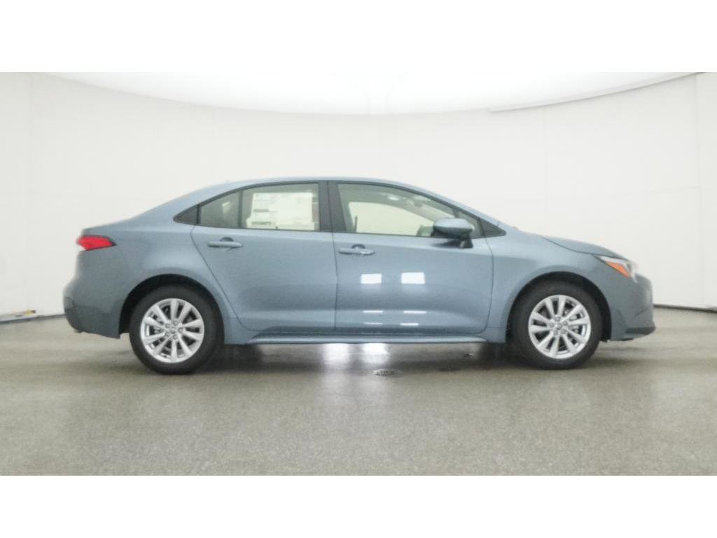 New 2025 Toyota Corolla LE image 27