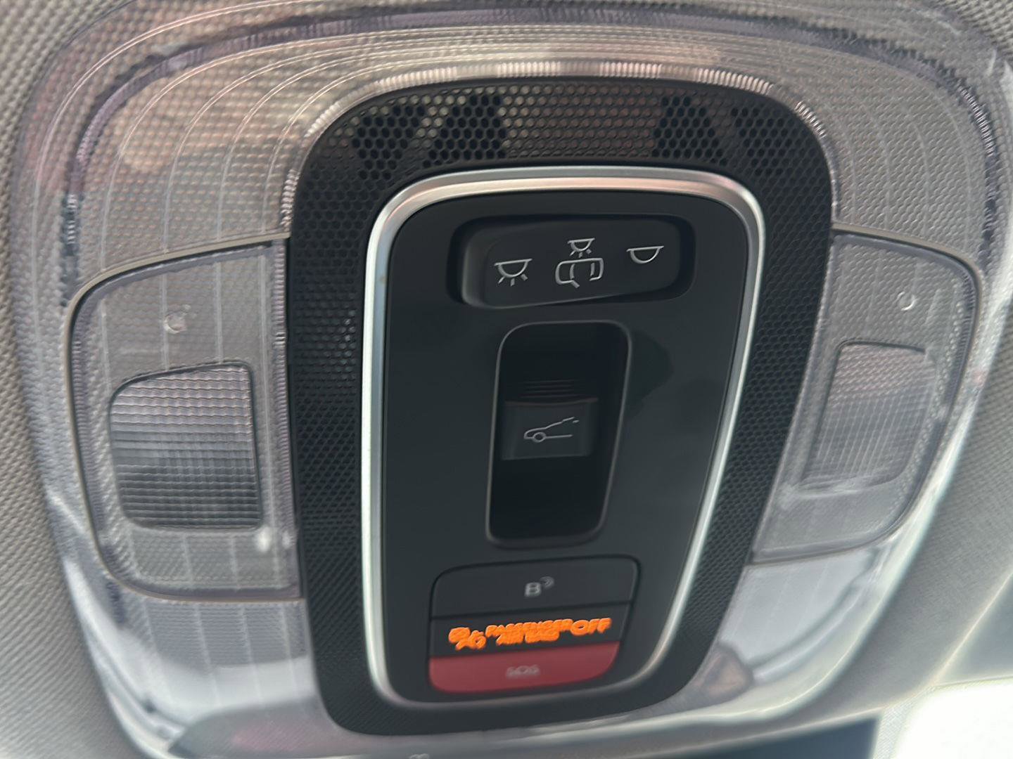 Used 2025 Hyundai Elantra Limited image 25