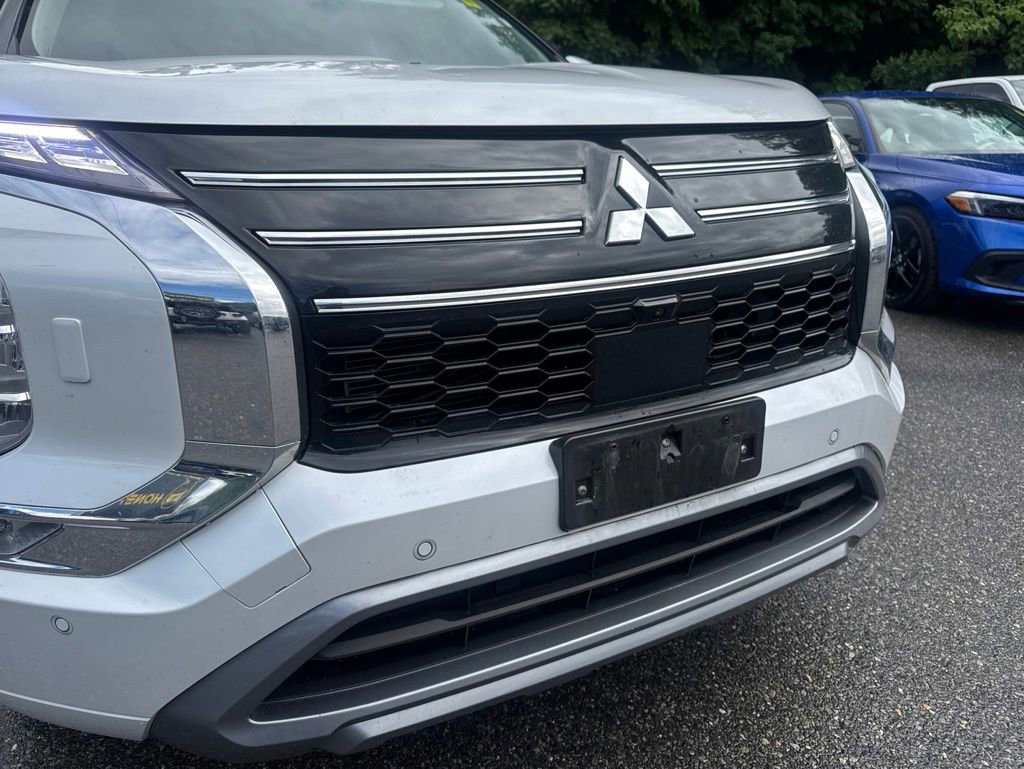 Used 2025 Mitsubishi Outlander SEL AWD/4WD image 8