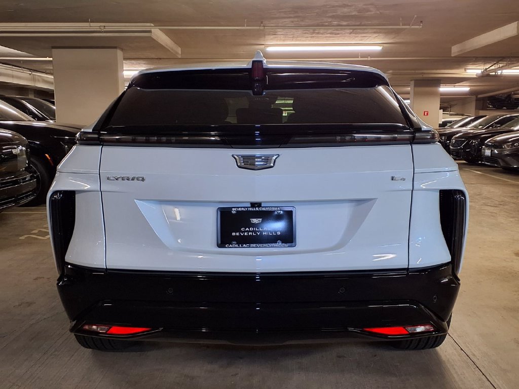 New 2027 Cadillac Lyriq Sport AWD/4WD image 9
