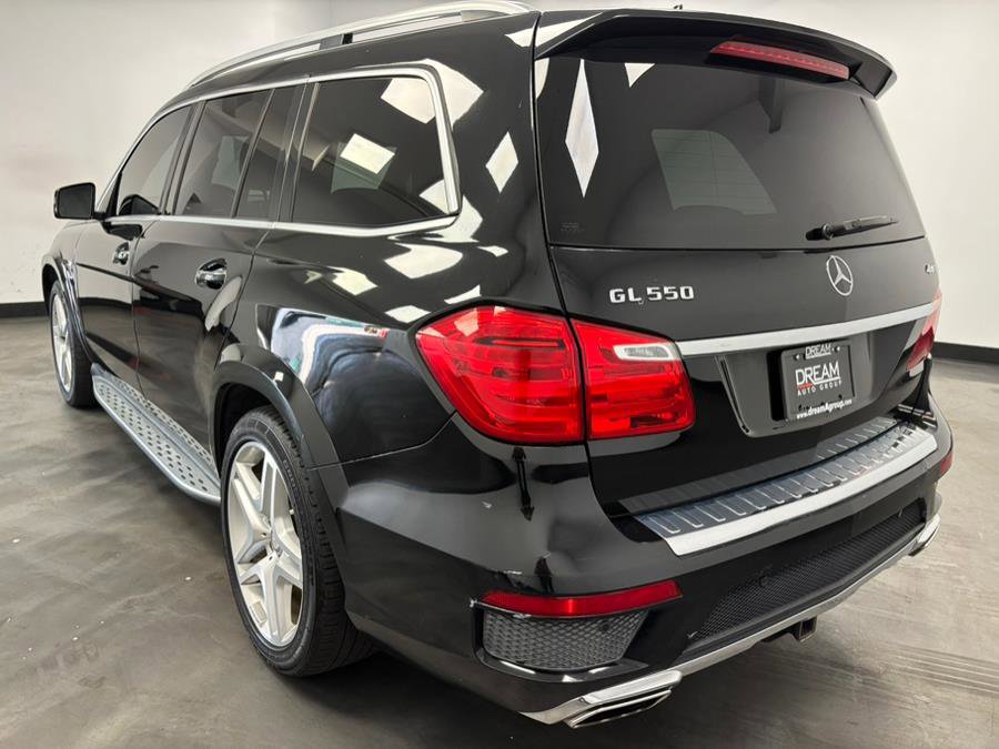 Used 2015 Mercedes-Benz GL 550 4MATIC image 4