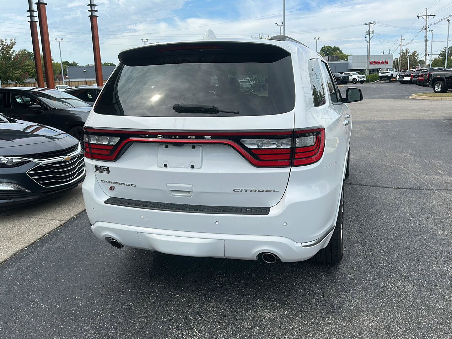 Used 2021 Dodge Durango Citadel w/ Premium Entertainment Group AWD/4WD image 3