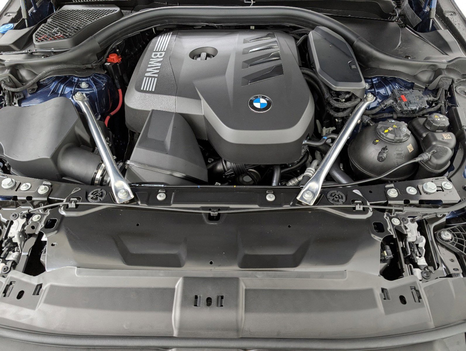 New 2025 BMW 530i w/ Premium Package image 24