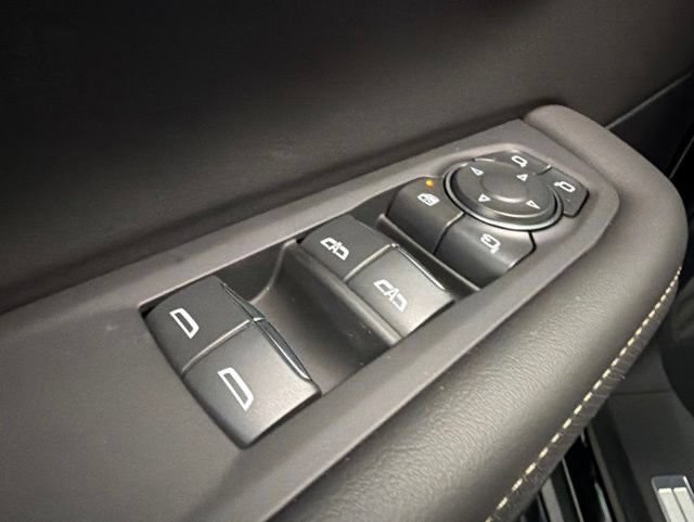 New 2026 Chevrolet Tahoe Premier w/ Sun And Tow Package AWD/4WD image 18