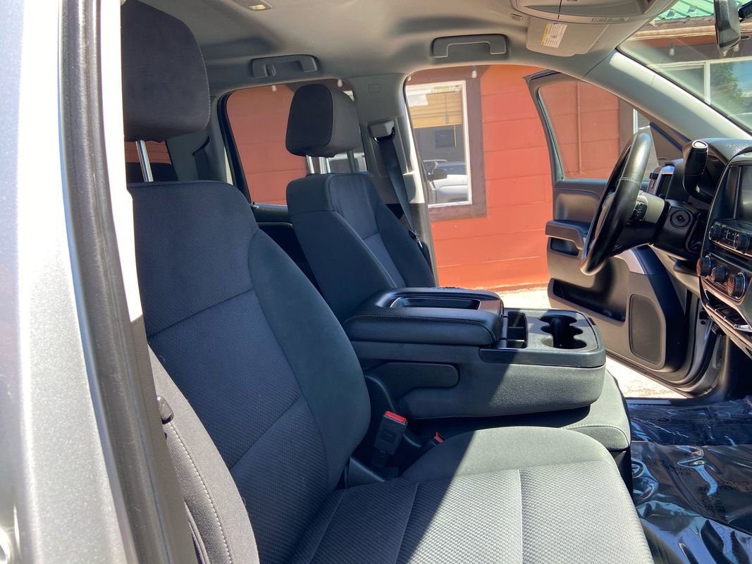 Used 2018 Chevrolet Silverado 1500 LT w/ All Star Edition AWD/4WD image 28
