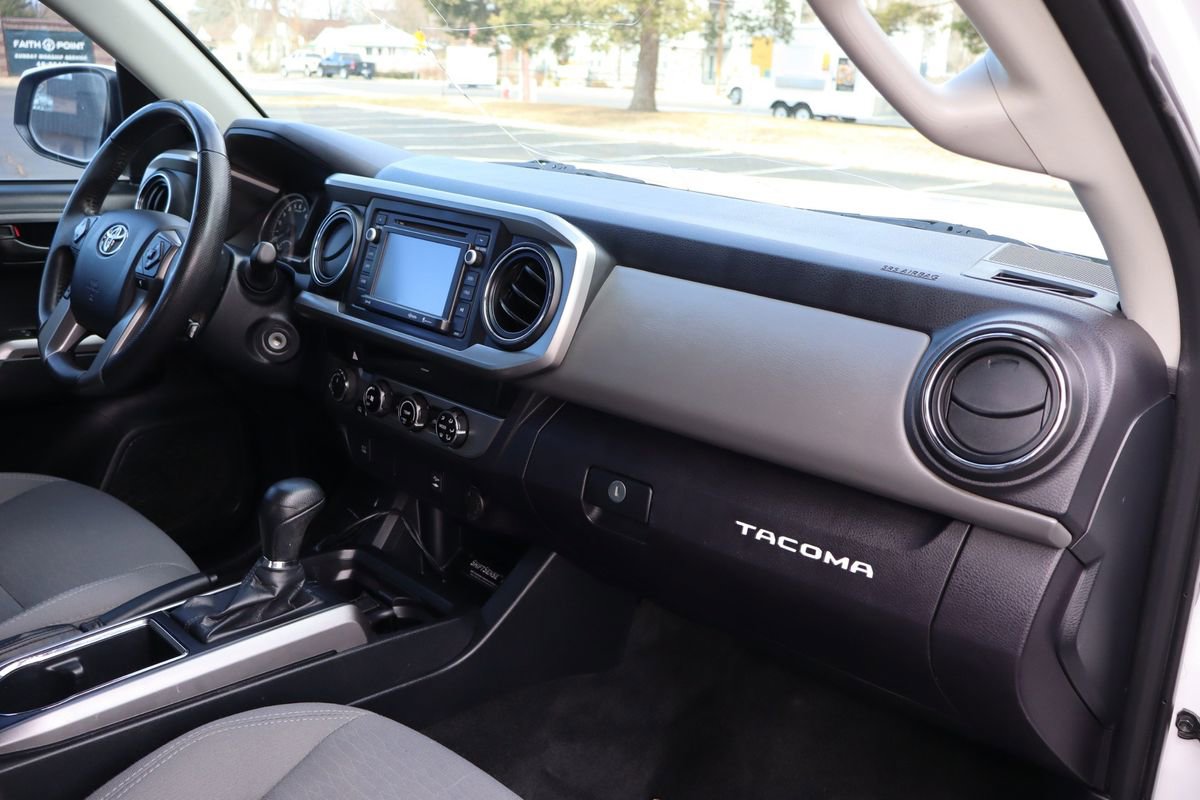 Used 2017 Toyota Tacoma SR5 w/ Tow Package image 17