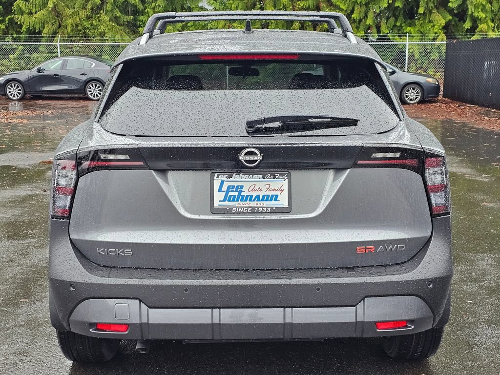 New 2026 Nissan Kicks SR w/ Cold Weather Package AWD/4WD image 6