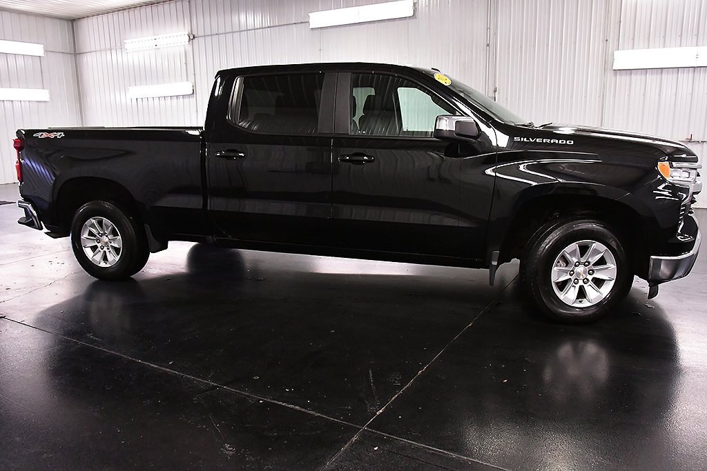 Used 2023 Chevrolet Silverado 1500 LT w/ Protection Package image 8