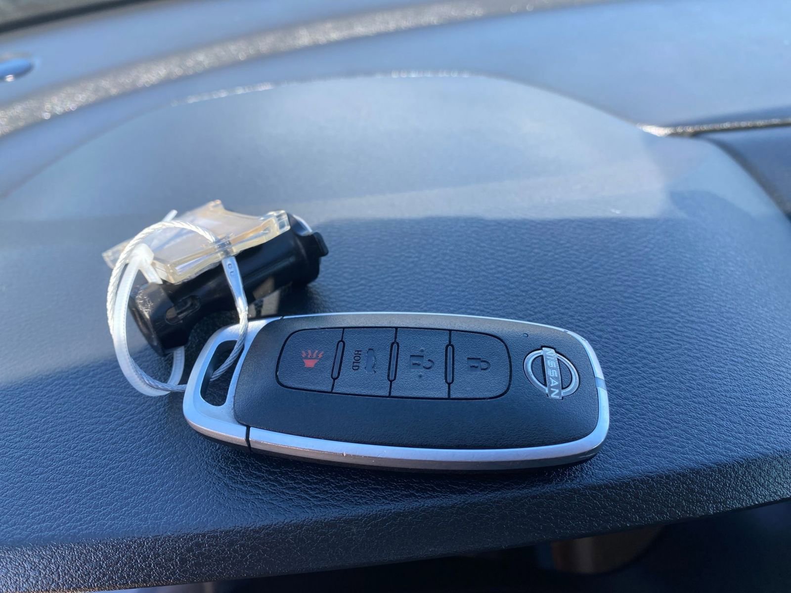 Used 2025 Nissan Sentra SV image 21