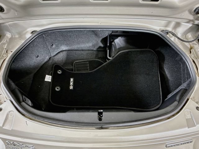 Used 2023 MAZDA MX-5 Miata Grand Touring RWD image 21