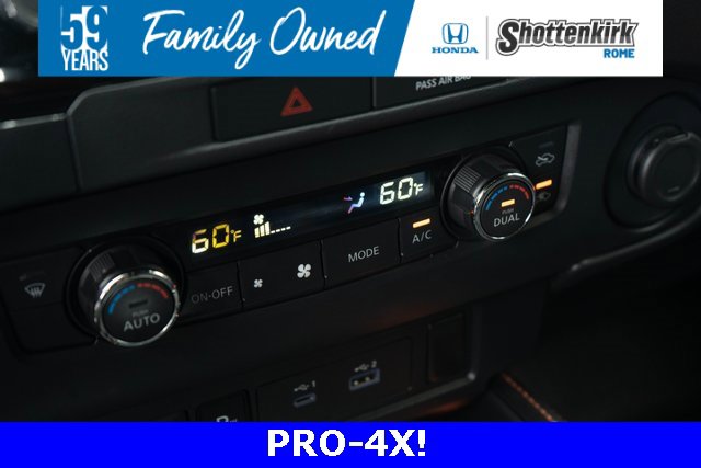 Used 2023 Nissan Frontier PRO-4X w/ Technology Package image 31