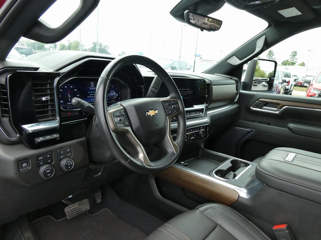 Certified 2024 Chevrolet Silverado 2500 High Country w/ Technology Package image 23
