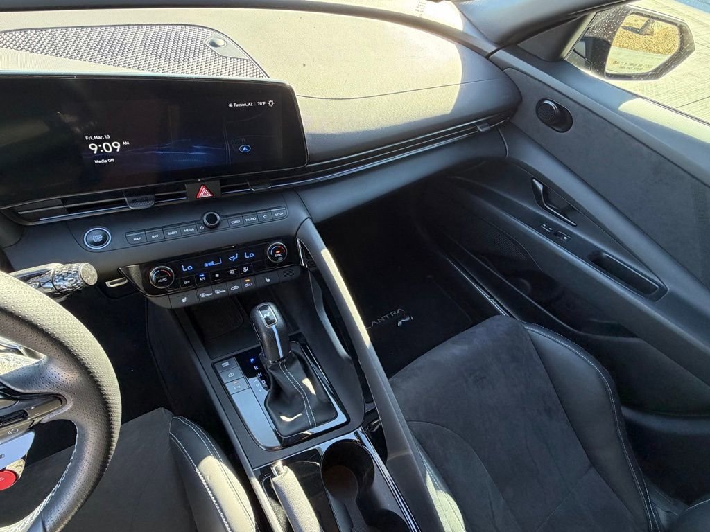 Used 2025 Hyundai Elantra N image 27