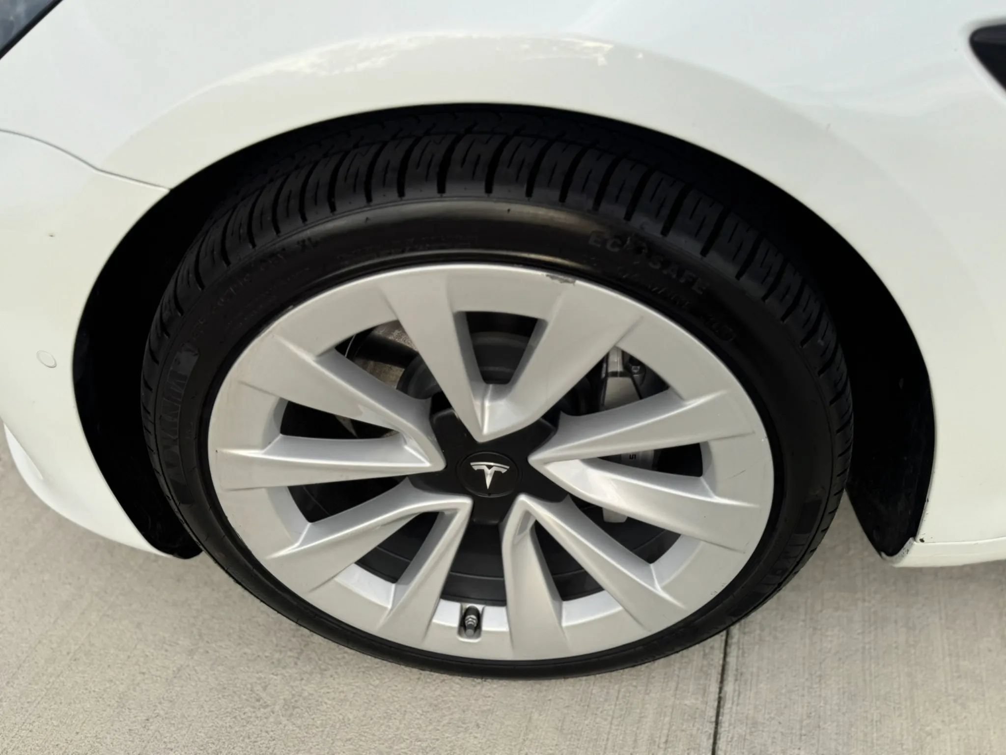 Used 2022 Tesla Model 3 Standard Range RWD image 19