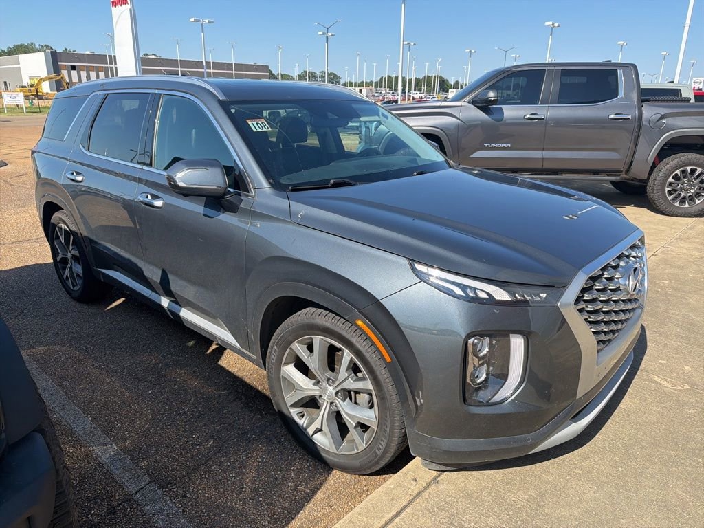 Used 2021 Hyundai Palisade Limited FWD image 2