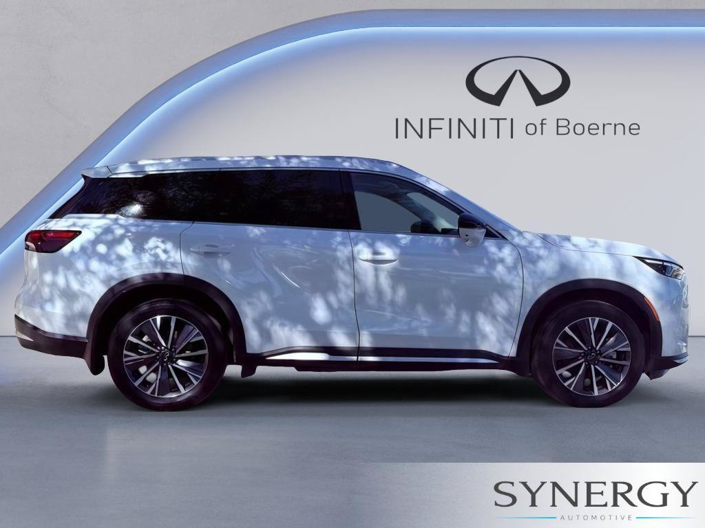 Certified 2026 INFINITI QX60 Luxe w/ Family Package AWD/4WD image 5