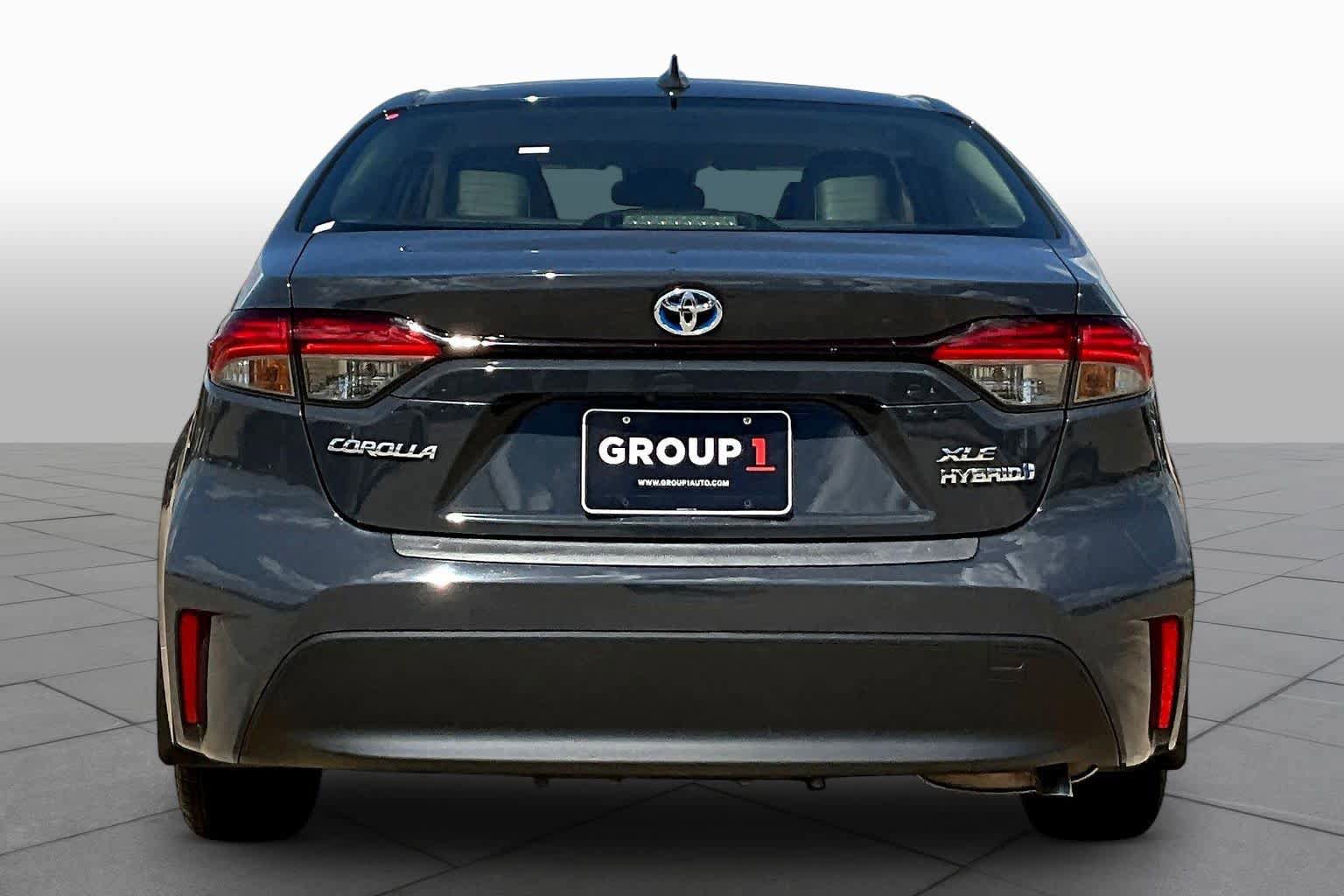 Used 2024 Toyota Corolla XLE FWD image 5