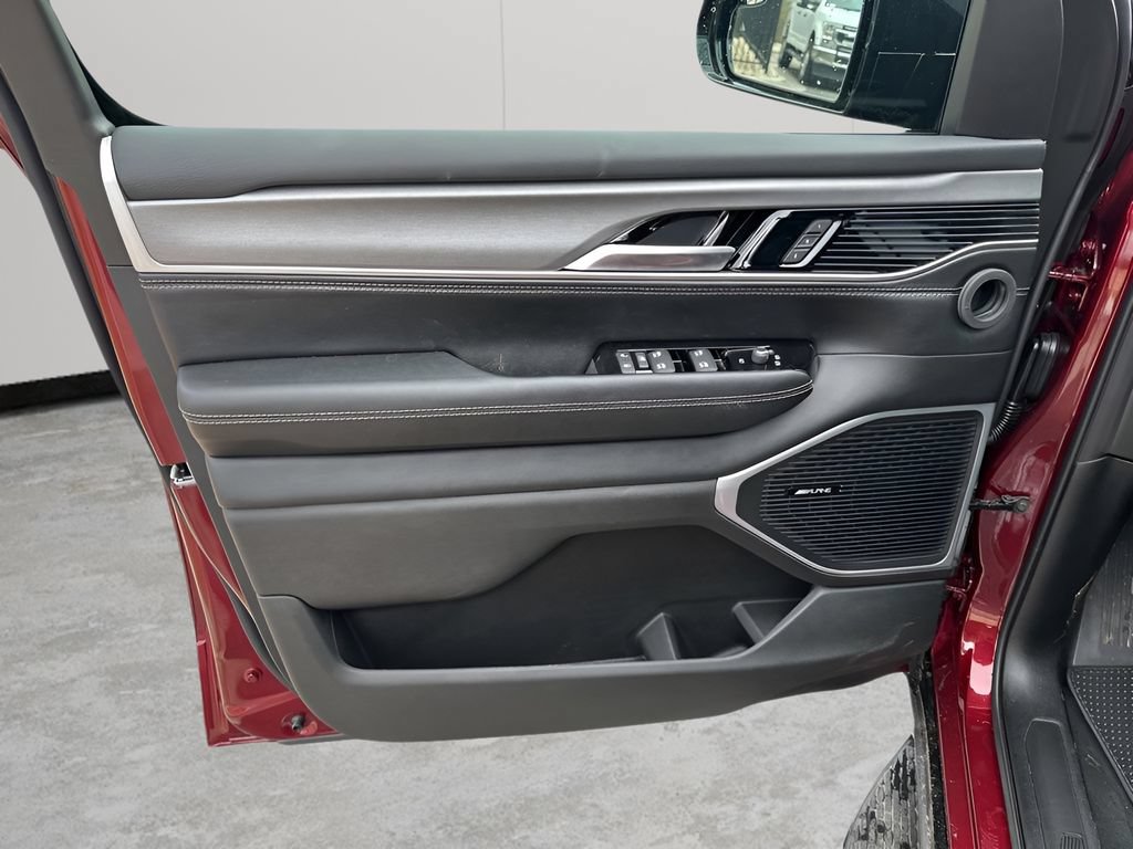 New 2026 Jeep Grand Wagoneer 4WD w/ Premium Group I image 27