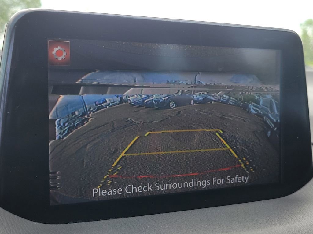 Used 2018 MAZDA MAZDA3 Touring FWD image 26