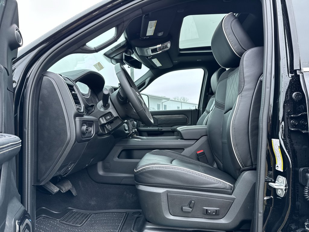 New 2026 RAM 3500 Limited image 4