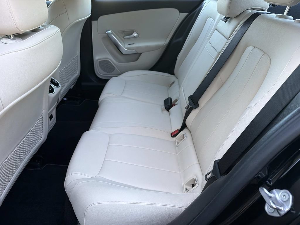 Used 2022 Mercedes-Benz A 220 image 12