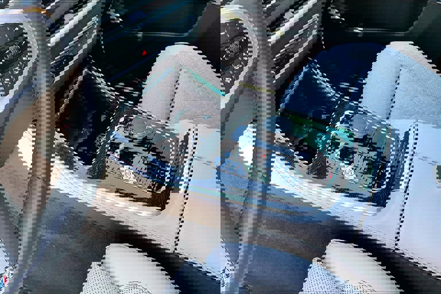 Used 2026 BMW X5 sDrive40i w/ M Sport Package RWD image 16